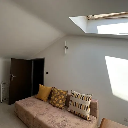 度假居 Anna-nikiti