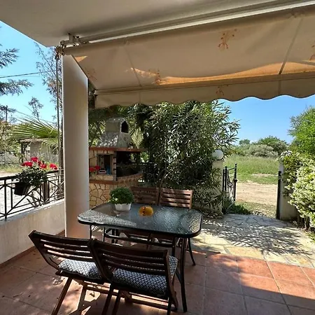 Anna-nikiti 度假居 *